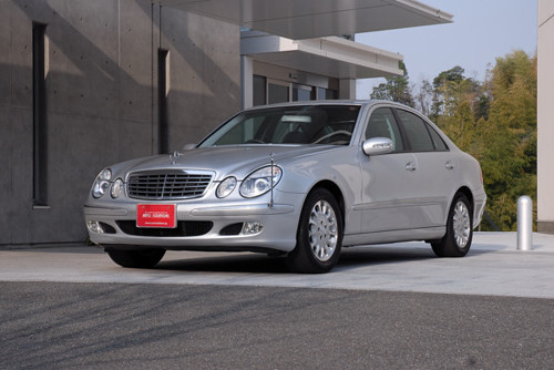 W211 メルセデスベンツE240 珠玉の一台が入荷しました。: 京都府